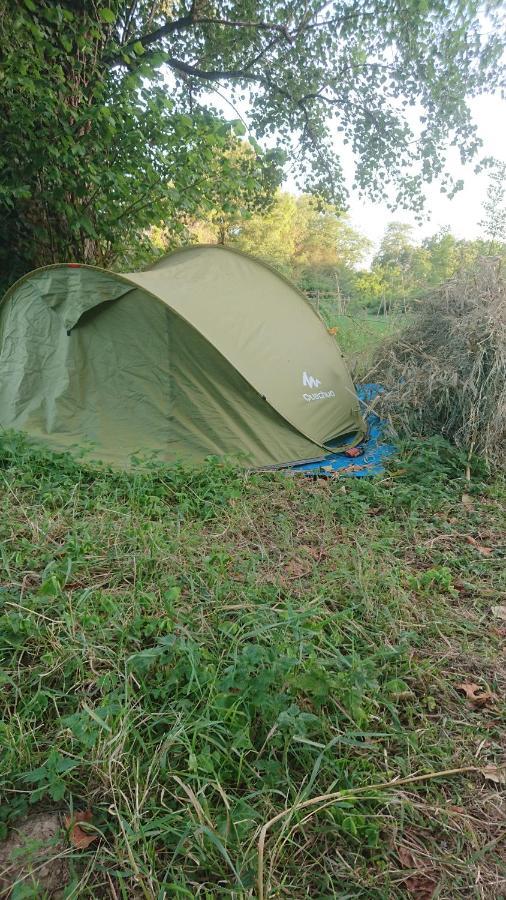 Tente En Permaculture Pirate Creysse  Exterior photo
